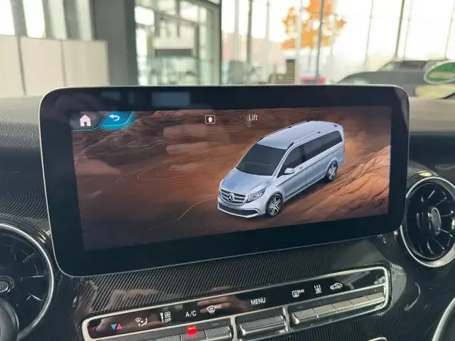 Mercedes-Benz V 250