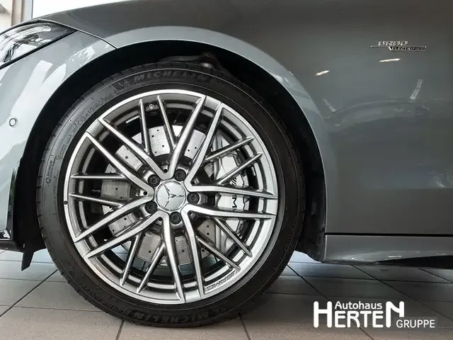 Mercedes-Benz C 43 AMG