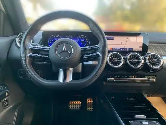 Mercedes-Benz EQB 350