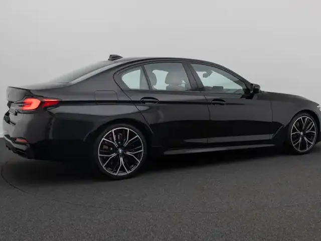 BMW 550