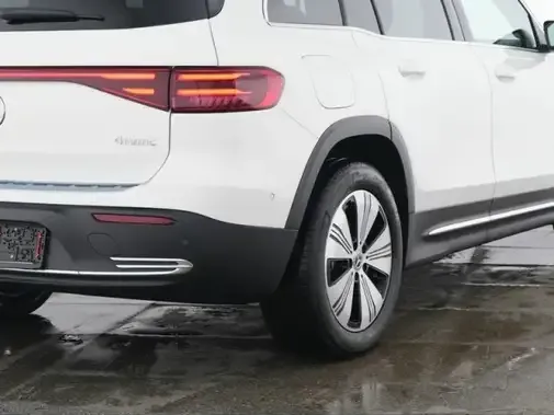 Mercedes-Benz EQB 300