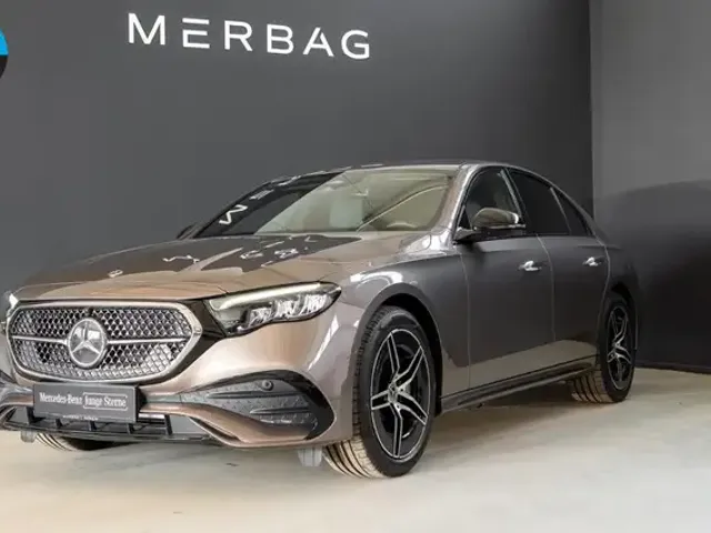 Mercedes-Benz E 300