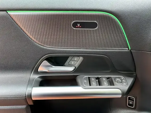 Mercedes-Benz EQA 350