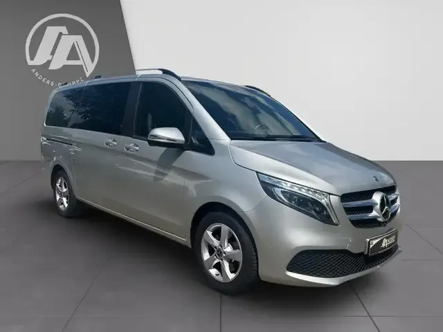 Mercedes-Benz V 250