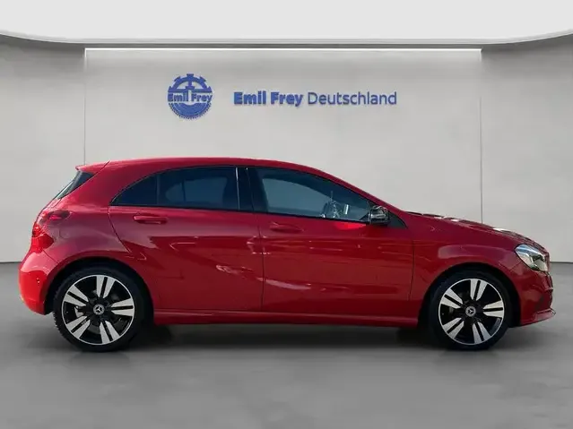 Mercedes-Benz A 180