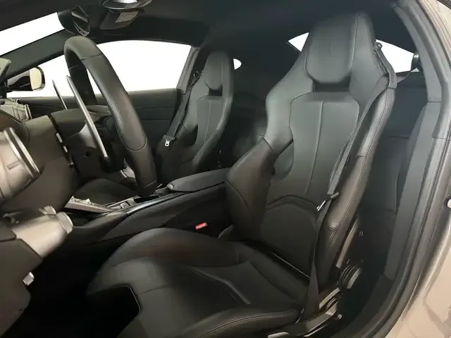 Ferrari 812