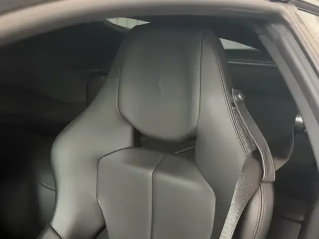 Ferrari 812