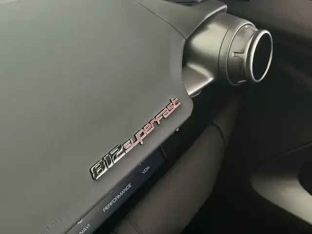 Ferrari 812
