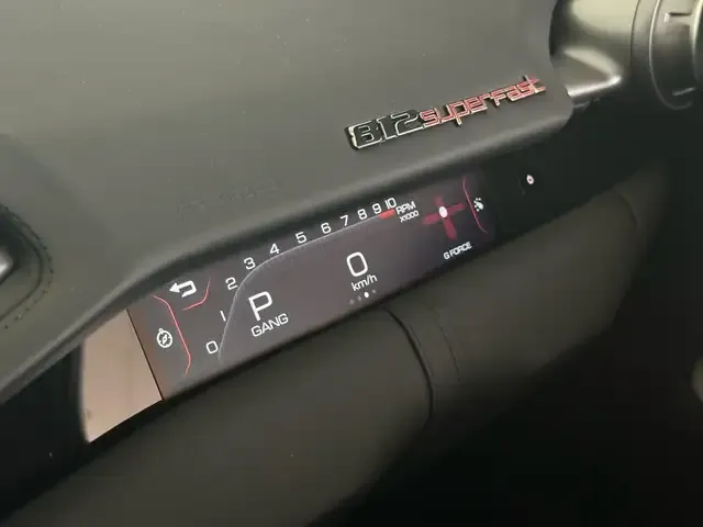 Ferrari 812
