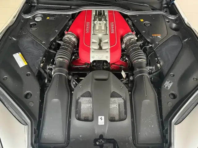 Ferrari 812