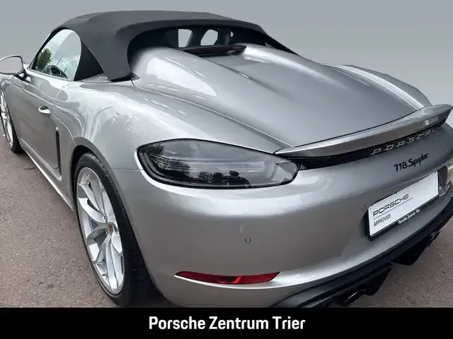Porsche 718 Spyder