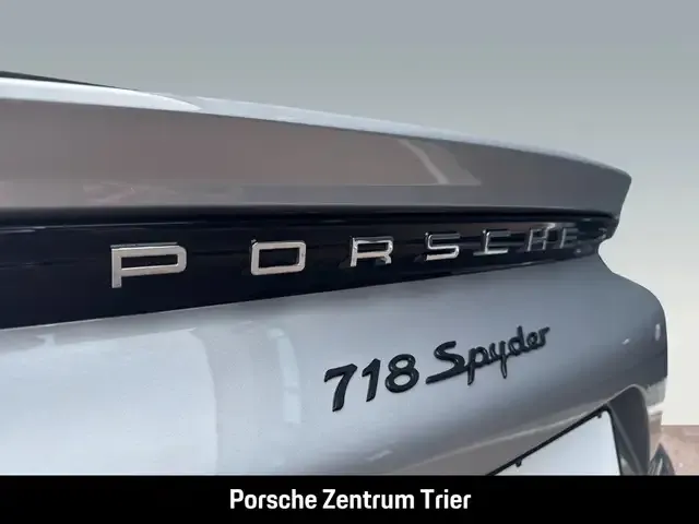 Porsche 718 Spyder