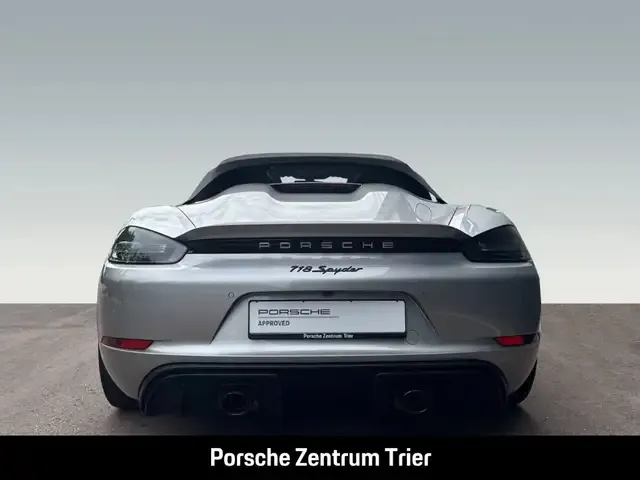 Porsche 718 Spyder