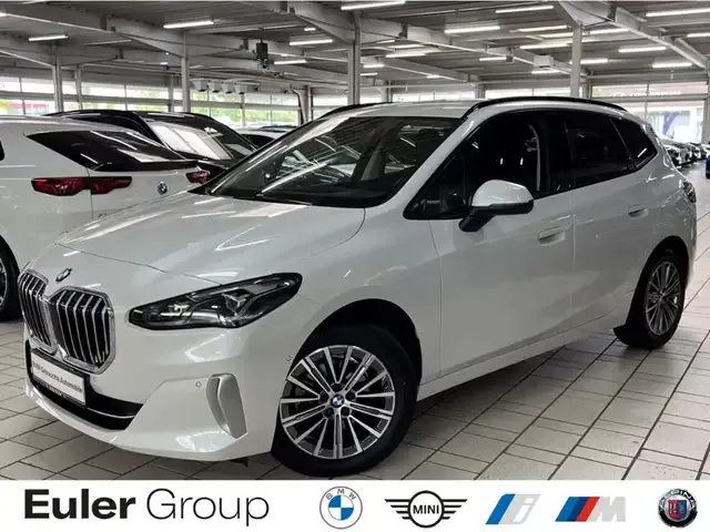 BMW 220