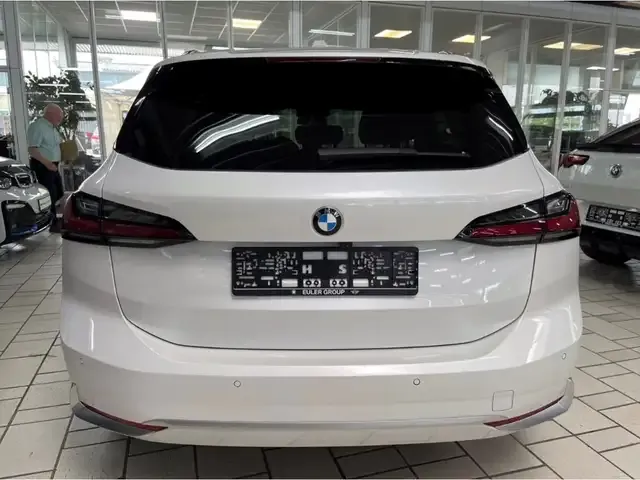BMW 220