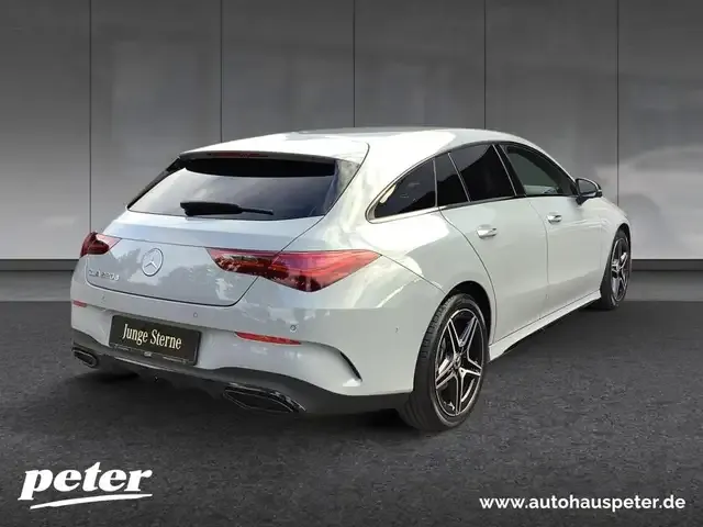 Mercedes-Benz CLA 220