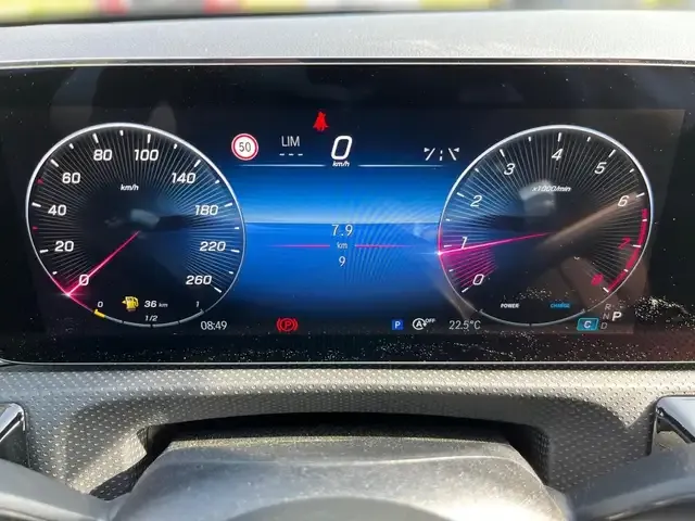Mercedes-Benz CLA 180