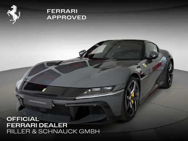 Ferrari 12 Cilindri
