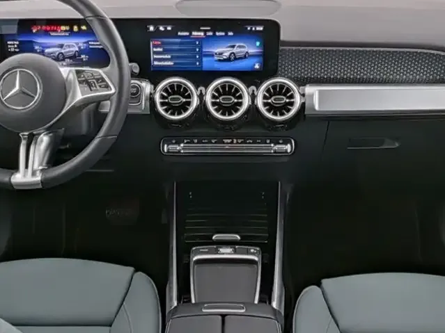Mercedes-Benz EQB 300