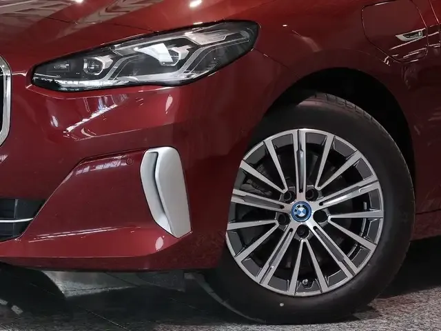BMW 230