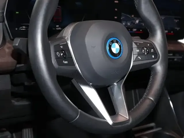 BMW 230