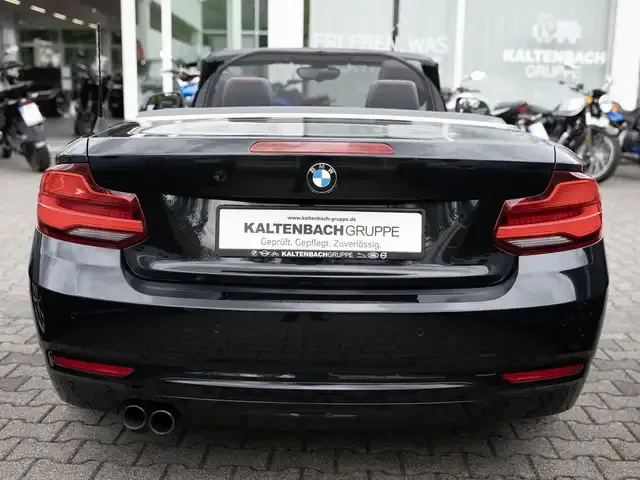 BMW 230