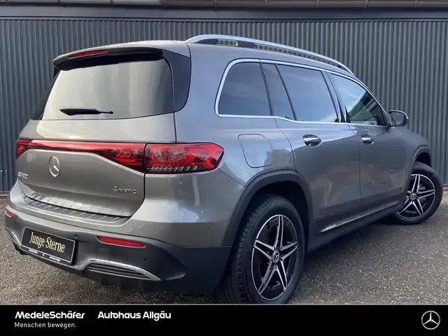 Mercedes-Benz EQB 300