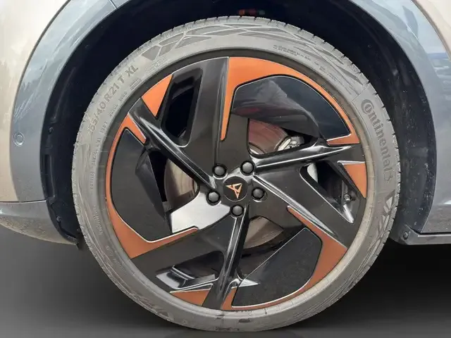 CUPRA Tavascan