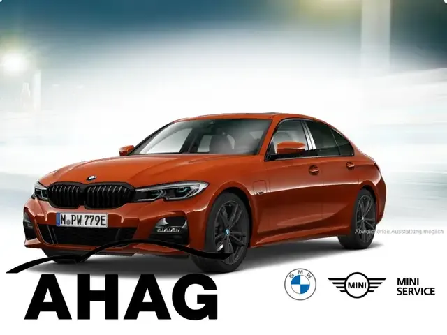 BMW 330