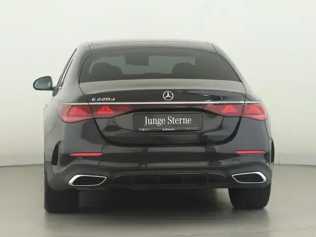 Mercedes-Benz E 220
