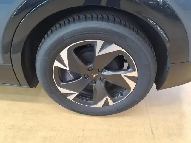 CUPRA Tavascan