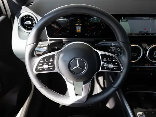 Mercedes-Benz B 250