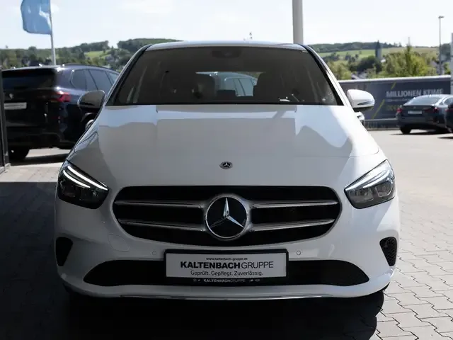 Mercedes-Benz B 250