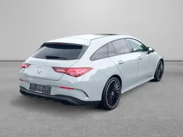 Mercedes-Benz CLA 220