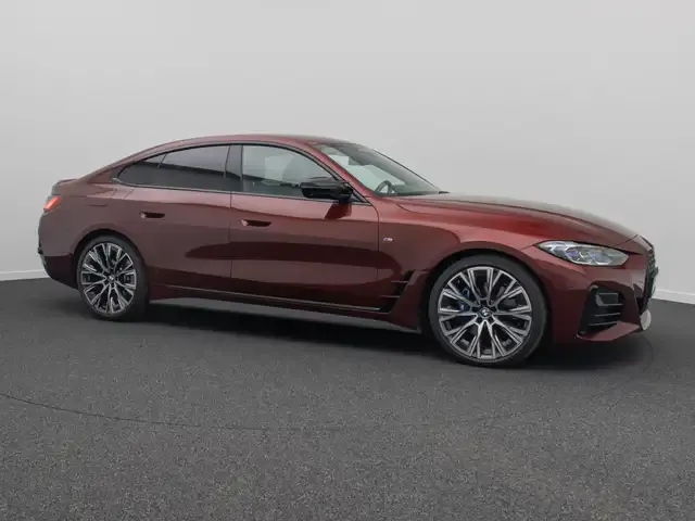 BMW 440