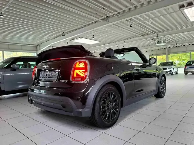 MINI Cooper Cabrio