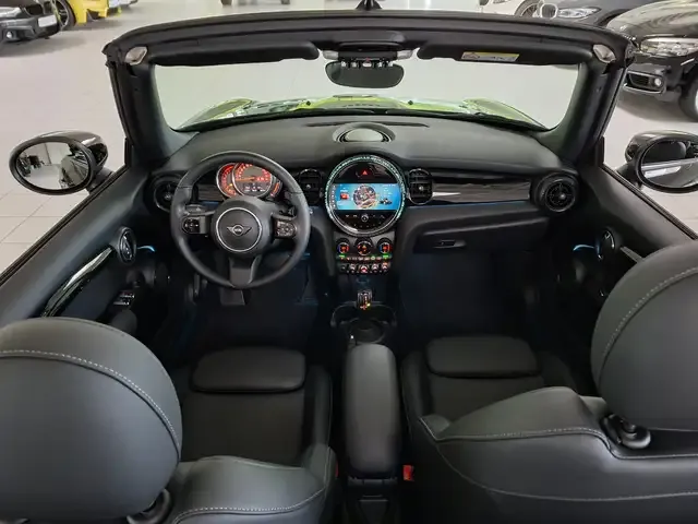 MINI Cooper Cabrio