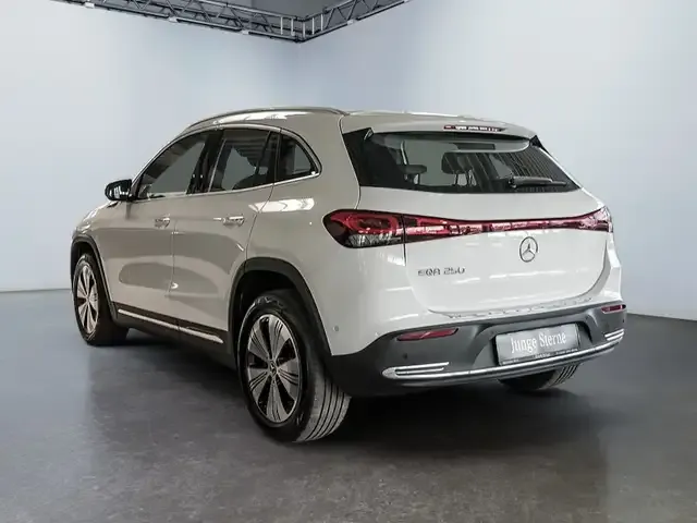 Mercedes-Benz EQA 250