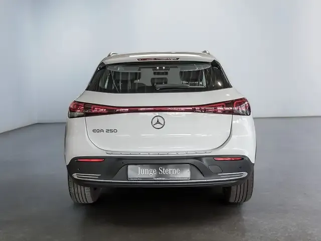 Mercedes-Benz EQA 250