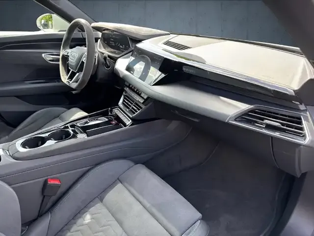 Audi e-tron GT
