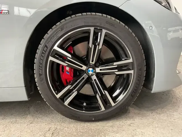 BMW 230