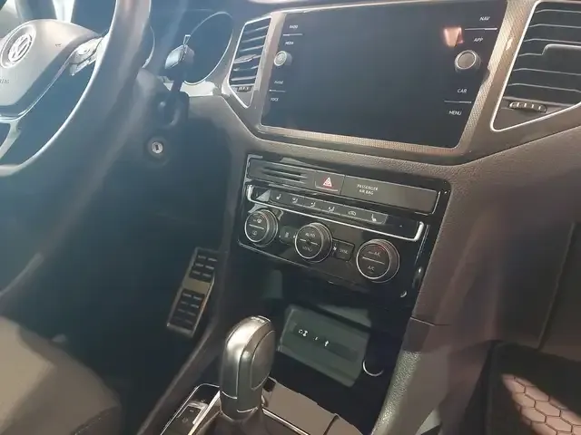 Volkswagen Golf Sportsvan