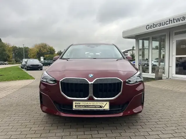 BMW 218