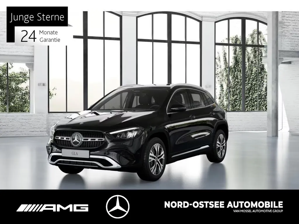Mercedes-Benz GLA 200