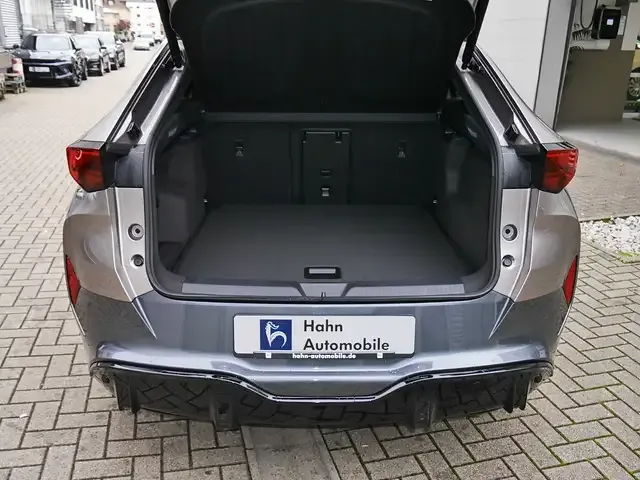 CUPRA Tavascan