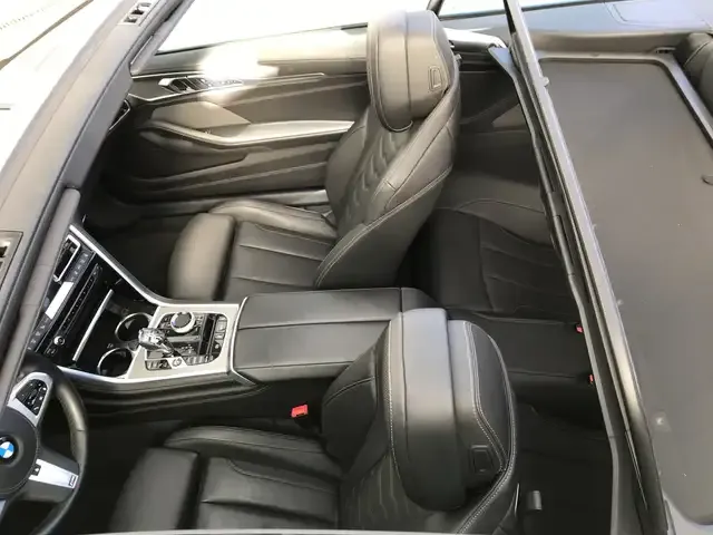 BMW 840