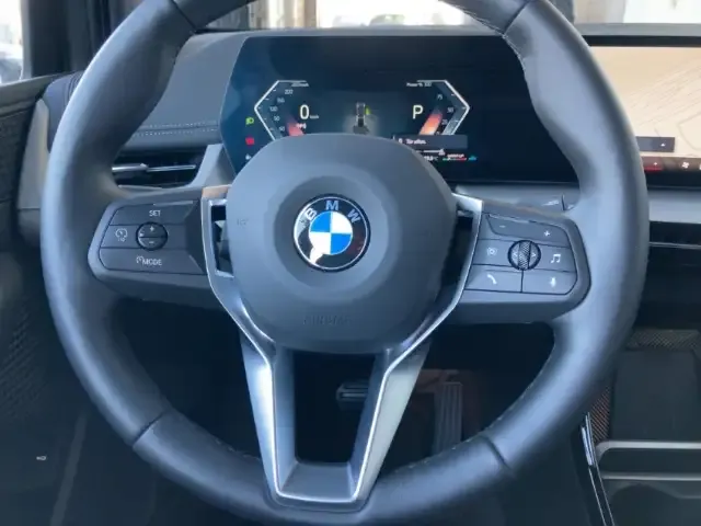 BMW 216