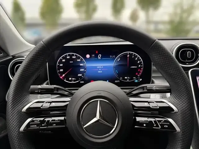 Mercedes-Benz C 300