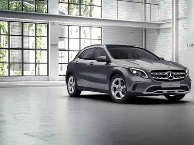 Mercedes-Benz GLA 180