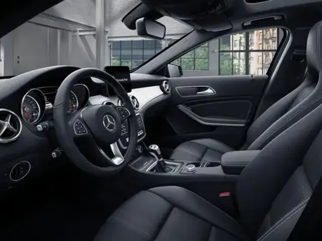 Mercedes-Benz GLA 180